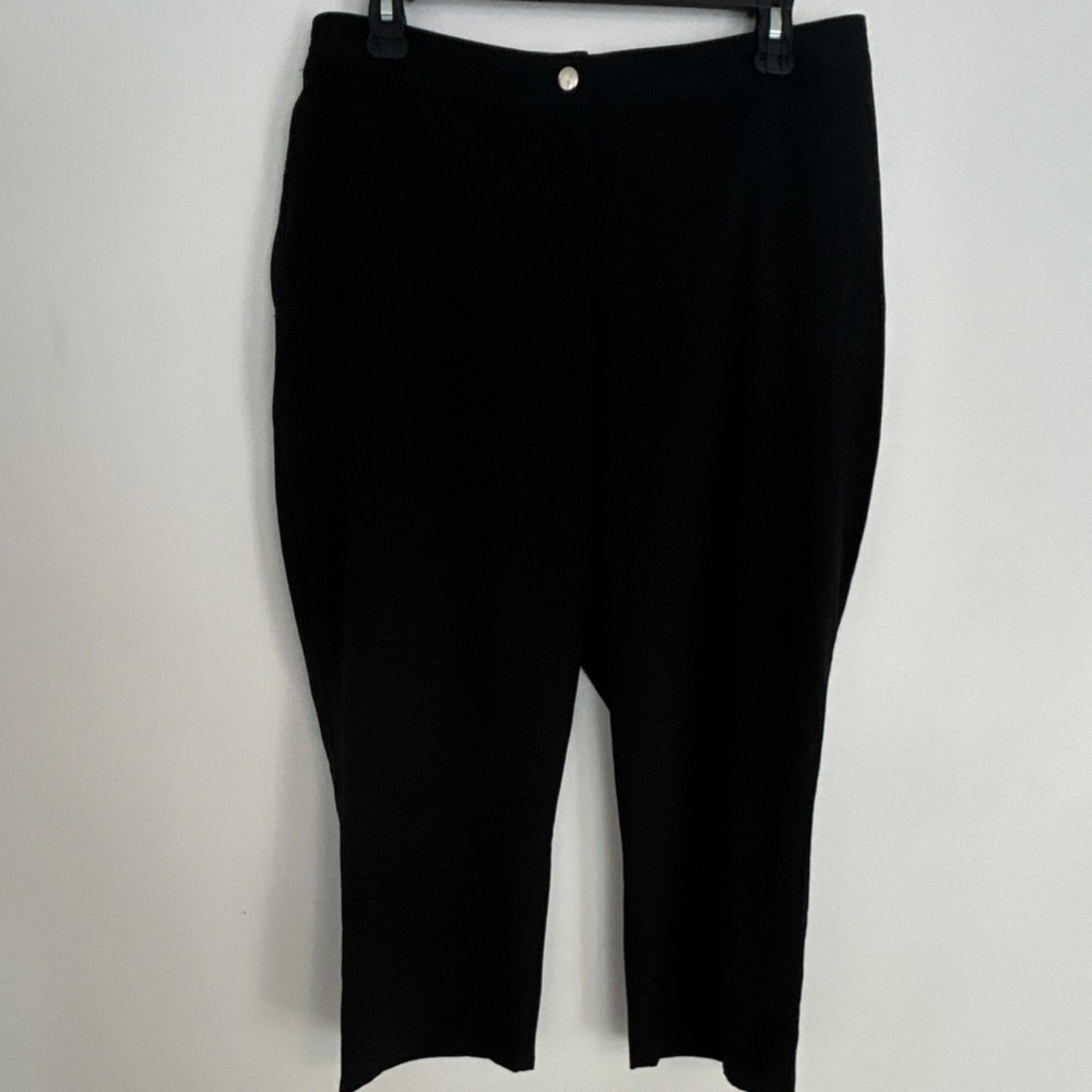 Chicos Womens Black Flat Front Dress Pants Regular Size Stretch Slacks